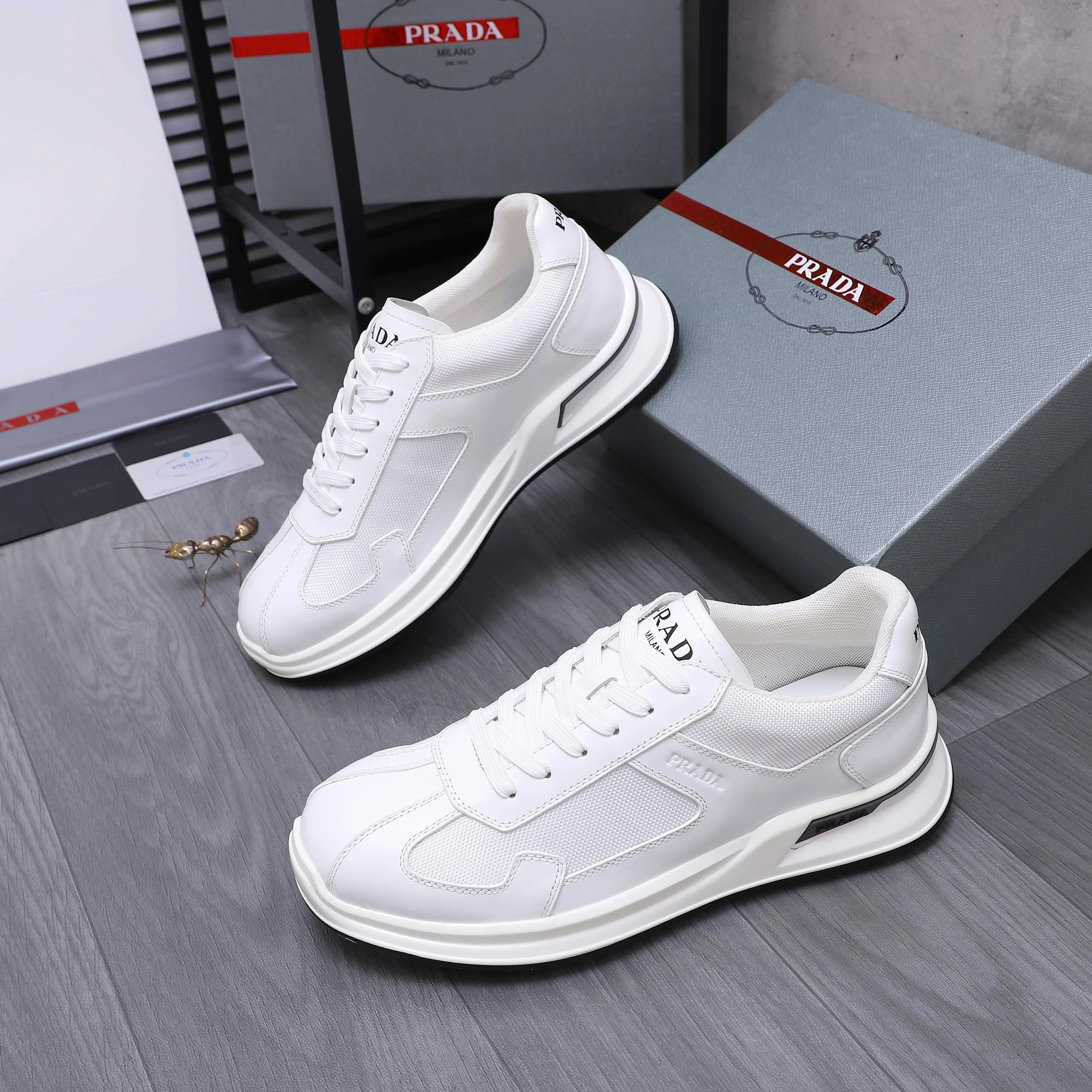 Men's shoes 💰p620 Product trademark: Men's shoes 💰pRADA [Prada] casual shoes, regular size. Size: 38-45 Product materials: selected high-quality cowhide stitching mesh upper mesh lining cowhide insole original rubber outsole